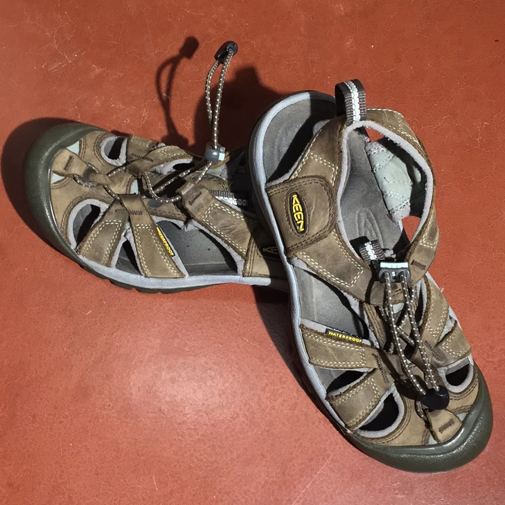 Brown Leather KEEN Venice Sandal 8 Women’s